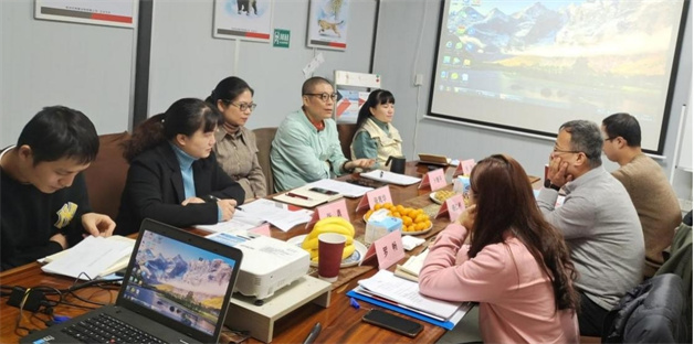 南京航空航天大學(xué)來株洲世林膠業(yè)進(jìn)行技術(shù)交流